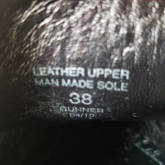 Jones Bootmaker Leather Croc Gunner Loafer - Picture 11 of 11